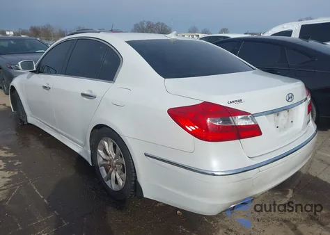 2013 Hyundai Genesis 3.8 z USA, uszkodzony, nr VIN KMHGC4DDXDU214322